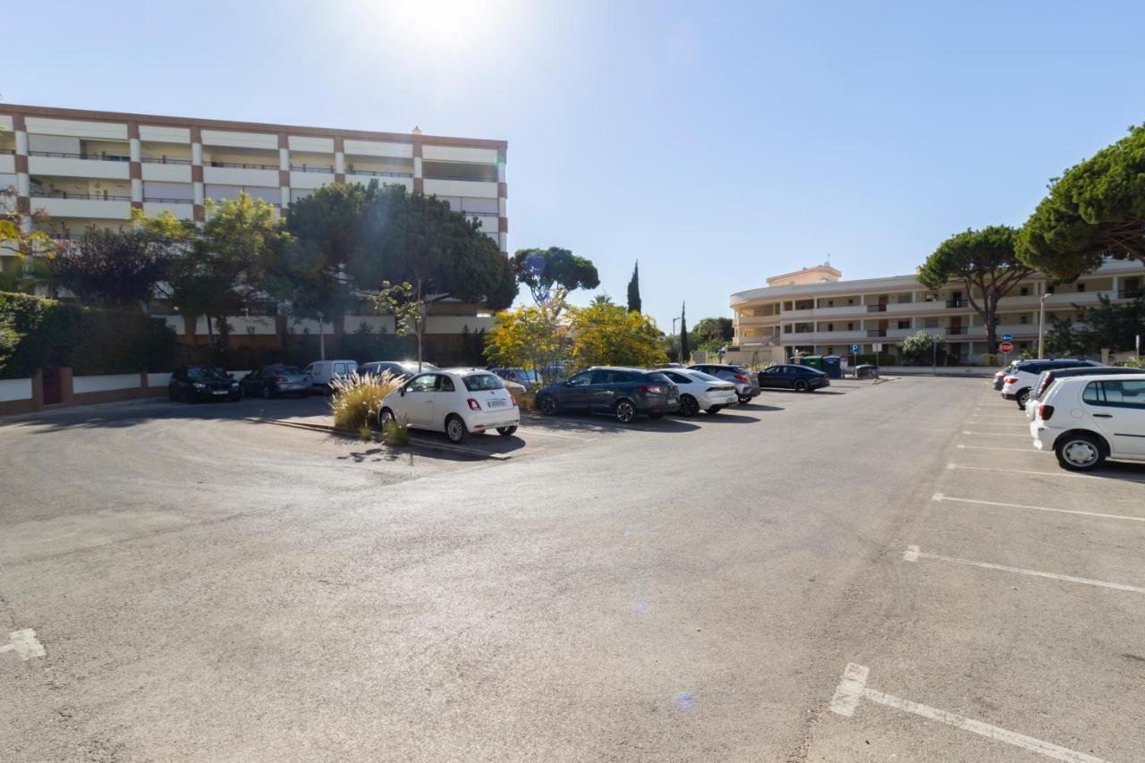 Zarco - Cosy Apartment In Vilamoura With A Balcony With View To The 2 Swimming Pools - Near The Beach & The Marina Quarteira Exterior foto