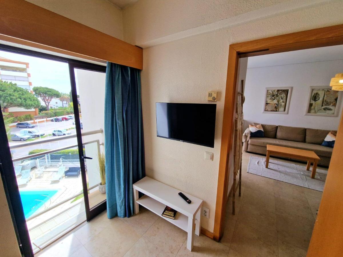 Zarco - Cosy Apartment In Vilamoura With A Balcony With View To The 2 Swimming Pools - Near The Beach & The Marina Quarteira Exterior foto